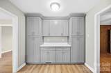 9100 Sandburg Avenue - Photo 9