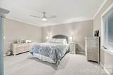 104 Buckingham Place - Photo 32