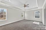 2911 Waterford Lane - Photo 10