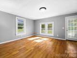 24 Forest Hill Road - Photo 8