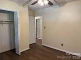 5672 Claridge Drive - Photo 11