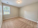 1109 Wainscott Drive - Photo 12