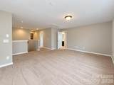 1109 Wainscott Drive - Photo 14