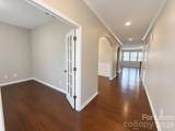 1109 Wainscott Drive - Photo 19