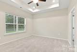 405 Baker Street - Photo 7