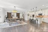 2213 Lincolnshire Lane - Photo 8