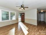 205 Oakland Street - Photo 8