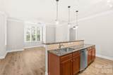 2810 Selwyn Avenue - Photo 12