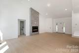 654 Hollybrook Drive - Photo 6
