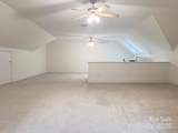9101 Oak Bluff Court - Photo 37