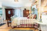 131 Lexington Road - Photo 8