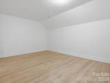 8018 Fairmont Drive - Photo 40