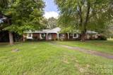 208 Victoria Circle - Photo 3
