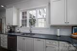 10 Oak Street - Photo 17