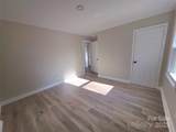 2122 Kilborne Drive - Photo 17