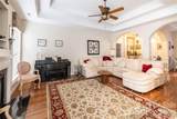 10806 Willow Oak Road - Photo 11