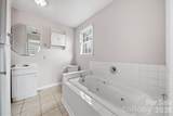 212 Newland Place - Photo 16