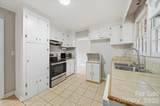 212 Newland Place - Photo 8