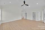 1709 College Plaza - Photo 12