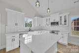 1709 College Plaza - Photo 10