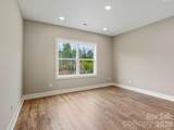 112 Chapel Crossing Lane - Photo 25