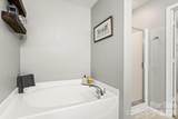 2802 Buckleigh Drive - Photo 20