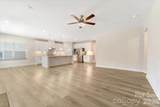 202 Tetcott Street - Photo 12