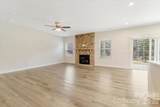 202 Tetcott Street - Photo 5