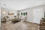 900 John Street - Photo 5