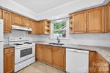 900 John Street - Photo 10