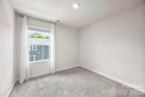 2616 Greenmarket Drive - Photo 32