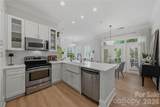 2946 Selwyn Avenue - Photo 8