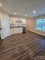 404 Rose Avenue - Photo 8