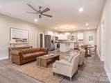 354 Hart Street - Photo 3