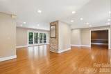 2620 Lynbridge Drive - Photo 3