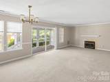 1301 Hyde Park Drive - Photo 3