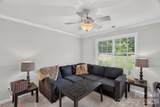 2109 Goddard Way - Photo 25