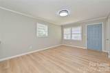 321 Hamilton Drive - Photo 11