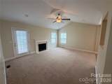 1491 Mayfair Drive - Photo 6