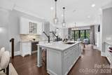 1624 Lombardy Circle - Photo 10