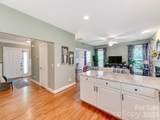 16415 Kelly Park Circle - Photo 11