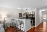 529 Graham Street - Photo 10
