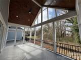 1061 The Glen Street - Photo 5