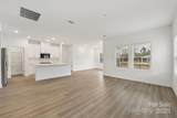 712 Palmer Pendleton Way - Photo 3