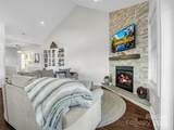 16 Tudor Way - Photo 8