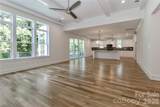 1061 The Glen Street - Photo 4