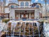 1090 Saunders Drive - Photo 4