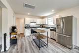 415 Kickapoo Avenue - Photo 1