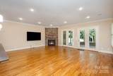 5888 Hidden Oaks Lane - Photo 10