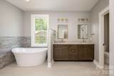634 Hollybrook Drive - Photo 24